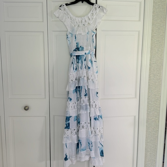 Queen Moda Positano Linen Maxi Dress - Picture 4 of 7